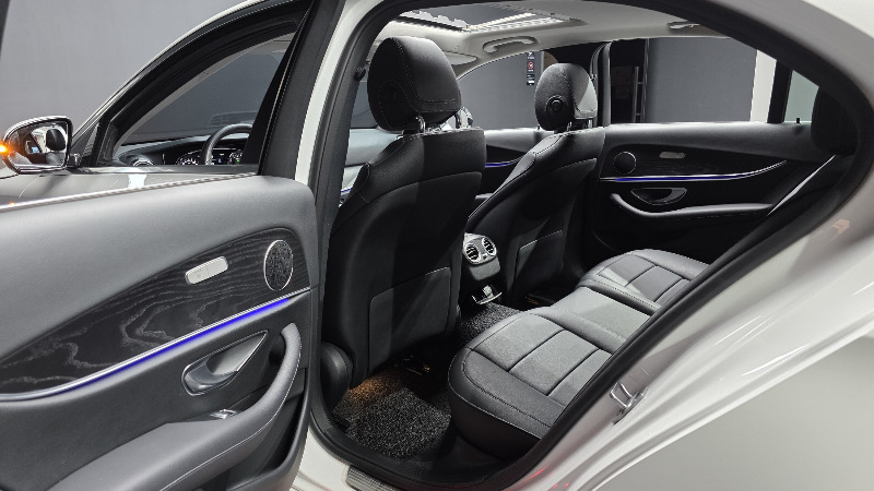 car Mercedes Benz E Class id16103 photo #26