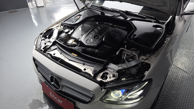 car Mercedes Benz E Class id16103 photo #6