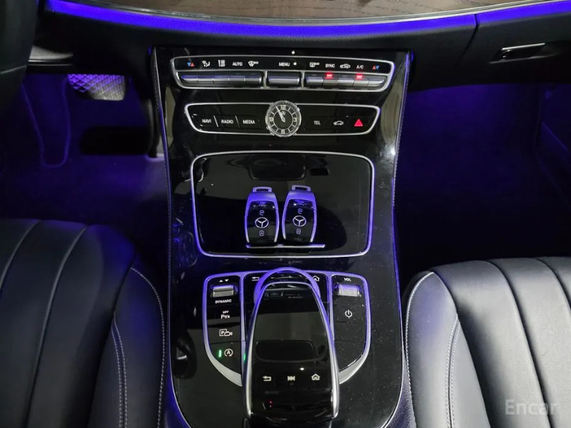 car Mercedes Benz E Class id16105 photo #16