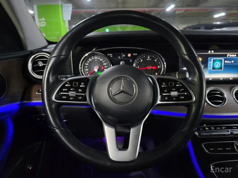 car Mercedes Benz E Class id16105 photo #9