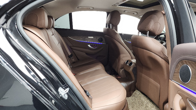 car Mercedes Benz E Class id16108 photo #11