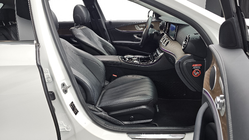 car Mercedes Benz E Class id16109 photo #26