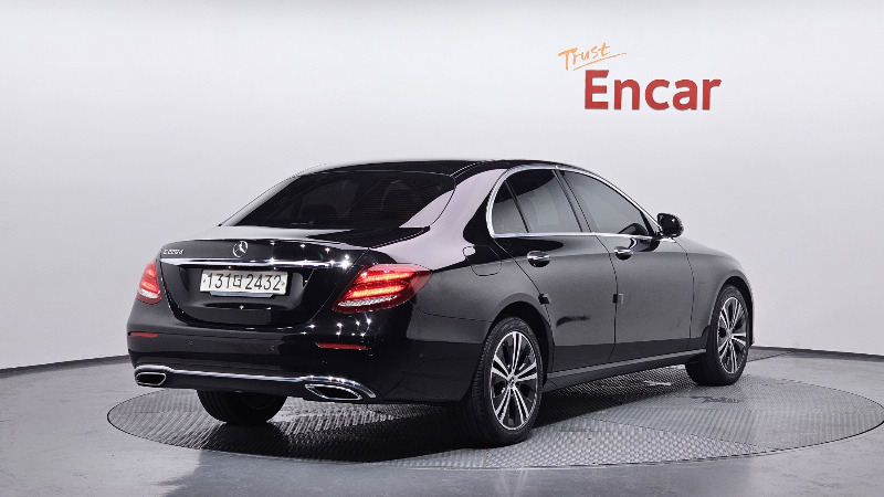 car Mercedes Benz E Class id16112 photo #2