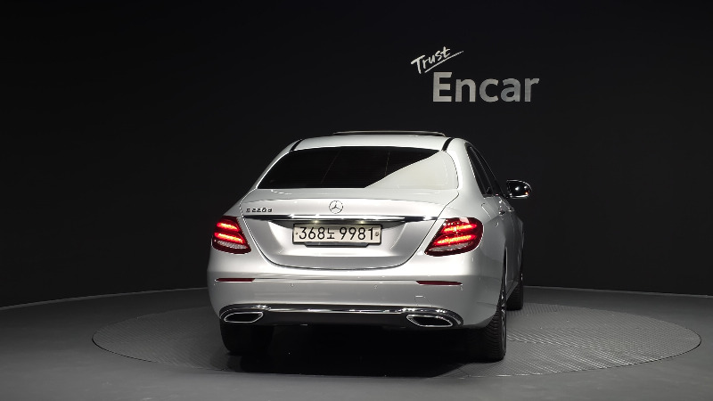 car Mercedes Benz E Class id16113 photo #4