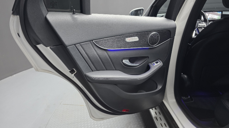 car Mercedes Benz GLC id16149 photo #25