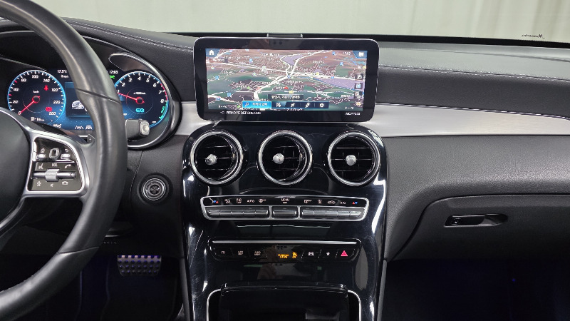 car Mercedes Benz GLC id16157 photo #14