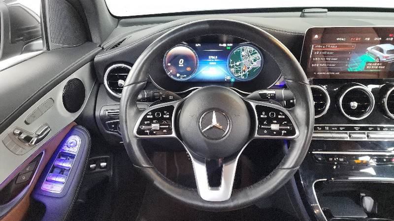 car Mercedes Benz GLC id16162 photo #13