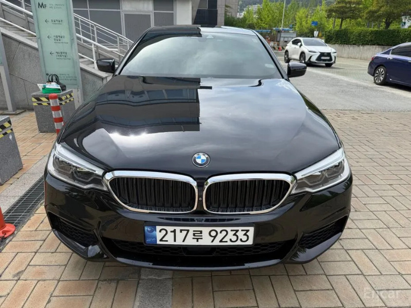 car BMW 5 Series id16273 main photo