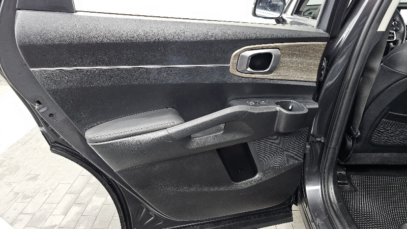 car KIA Sorento id16305 photo #25