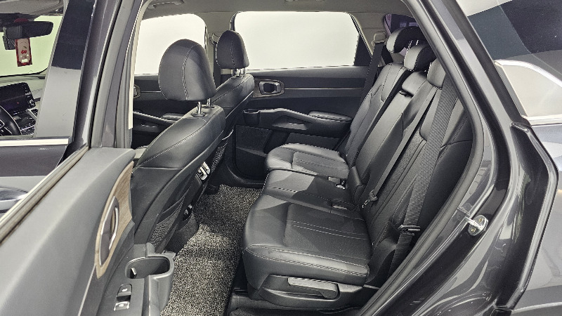 car KIA Sorento id16328 photo #12