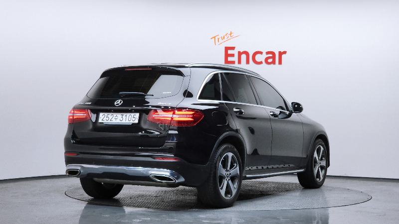 car Mercedes Benz GLC id16501 photo #2