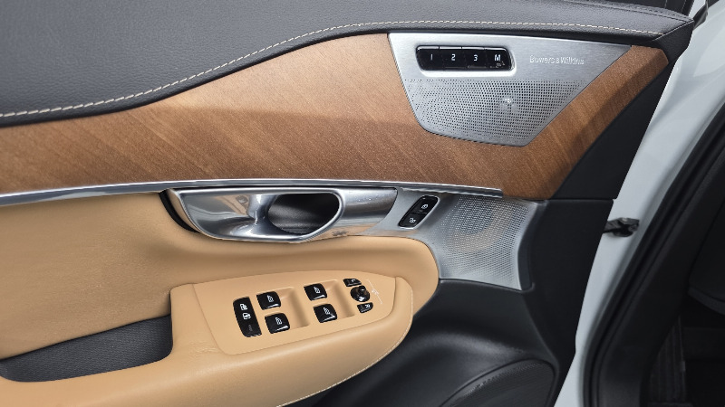 car Volvo XC90 id16527 photo #14