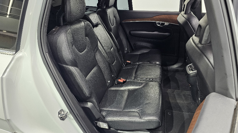 car Volvo XC90 id16528 photo #11