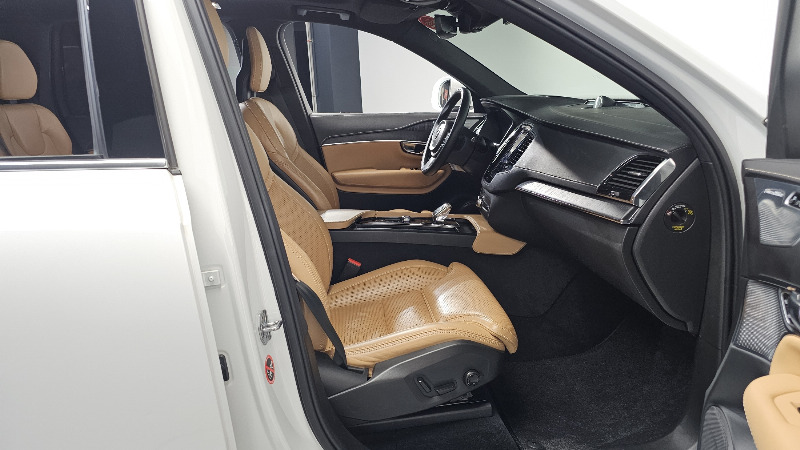 car Volvo XC90 id16530 photo #11