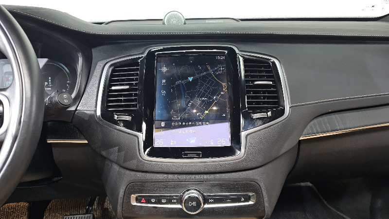 car Volvo XC90 id16530 photo #14
