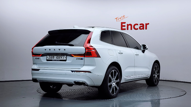 car Volvo XC60 id16539 photo #2