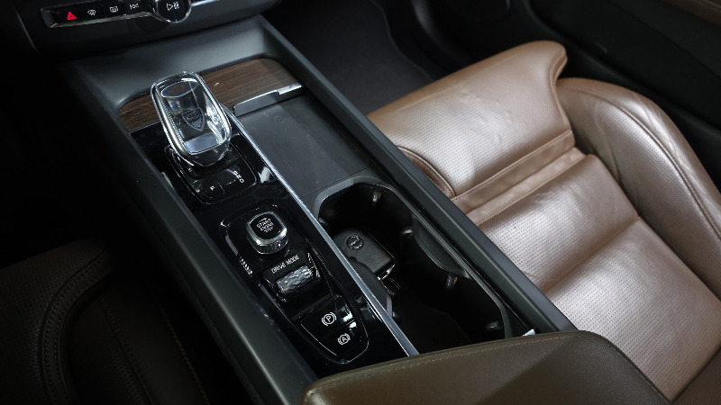 car Volvo XC60 id16544 photo #9
