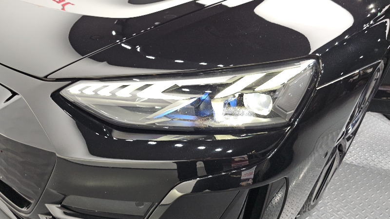 car Audi e-tron GT id16658 photo #22