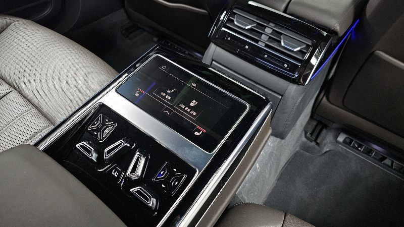 car Audi A8 id16688 photo #18