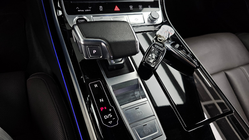 car Audi A8 id16688 photo #9