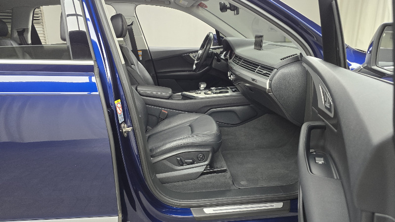 car Audi Q7 id16723 photo #11