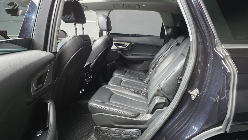 car Audi Q7 id16724 photo #12