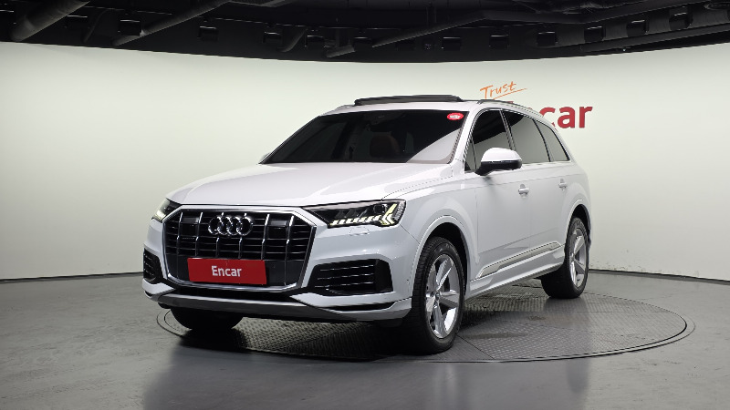 car Audi Q7 id16726 main photo