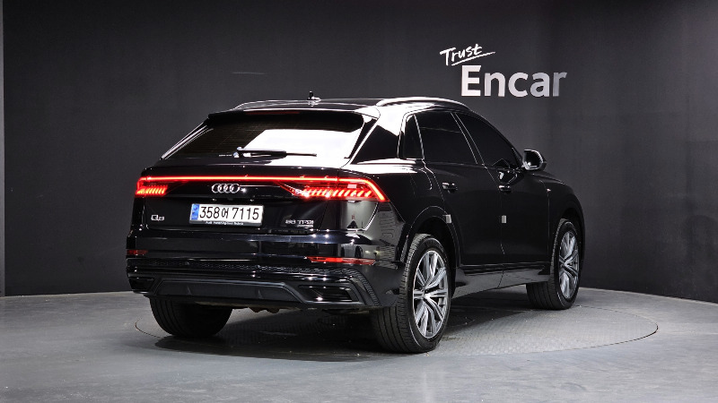 car Audi Q8 id16729 photo #2