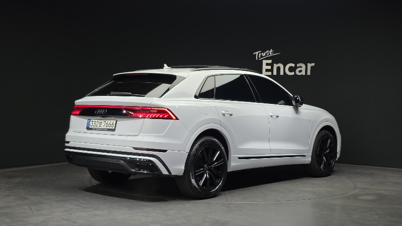 car Audi Q8 id16730 photo #2