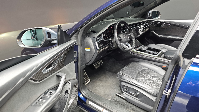 car Audi Q8 id16733 photo #12