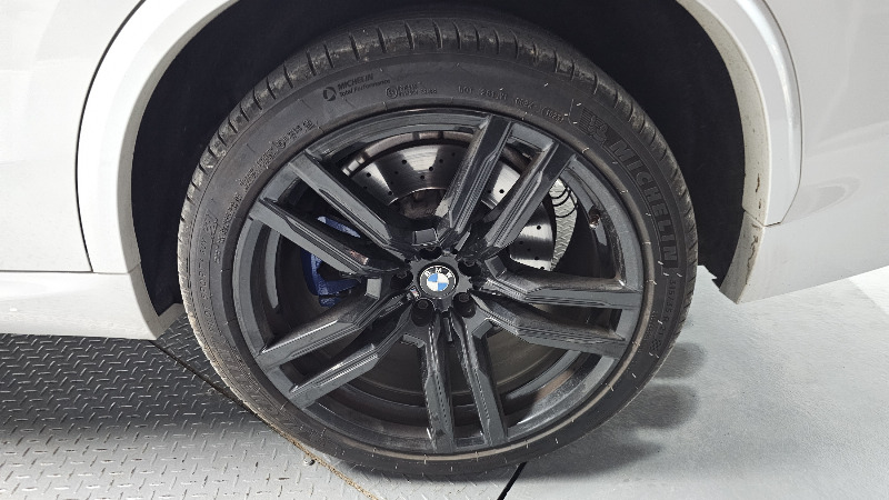 car BMW X5 id16754 photo #21