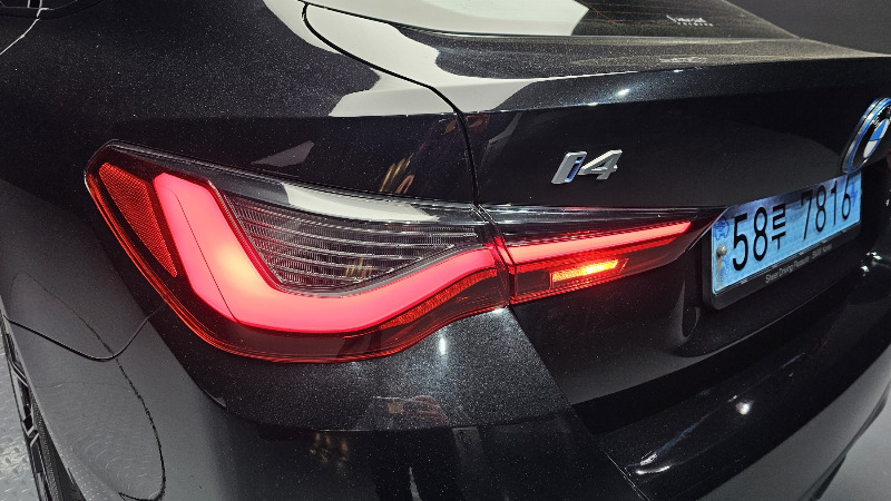car BMW i4 id16760 photo #23