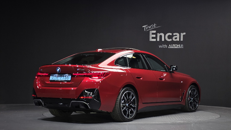 car BMW i4 id16762 photo #2
