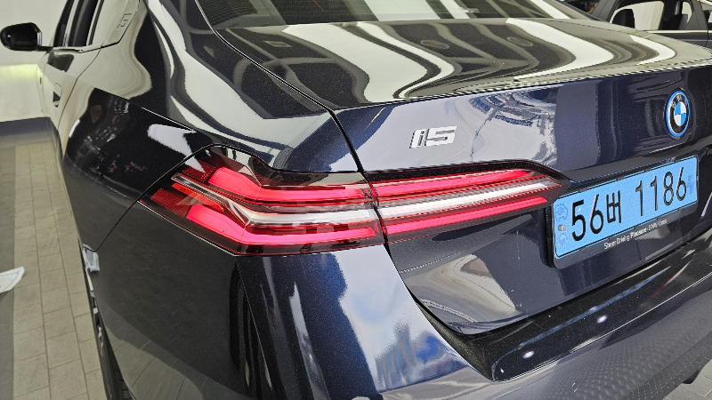 car BMW i5 id16765 photo #23