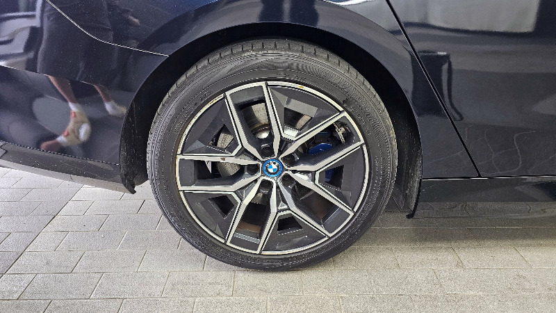 car BMW i5 id16765 photo #5