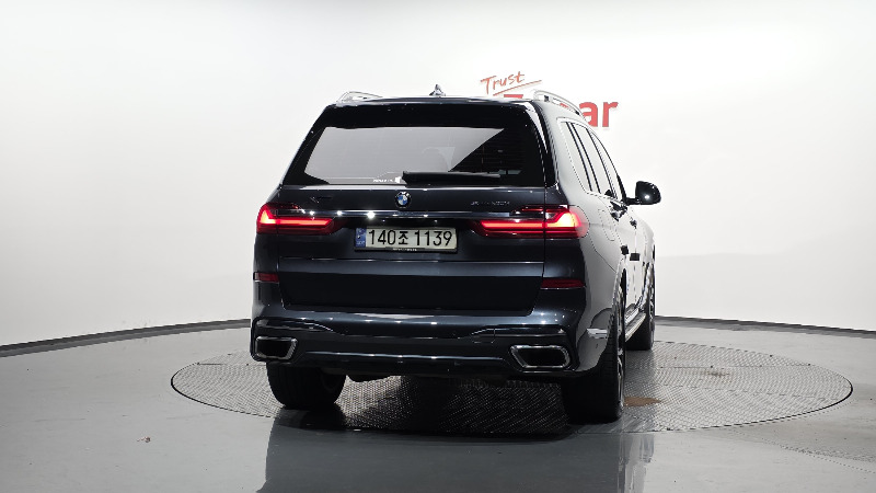 car BMW X7 id16770 photo #4