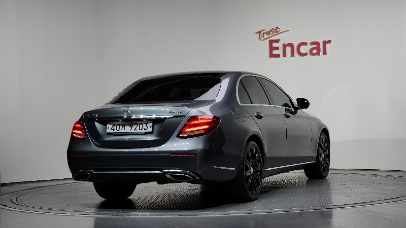 car Mercedes Benz E Class id16794 photo #2