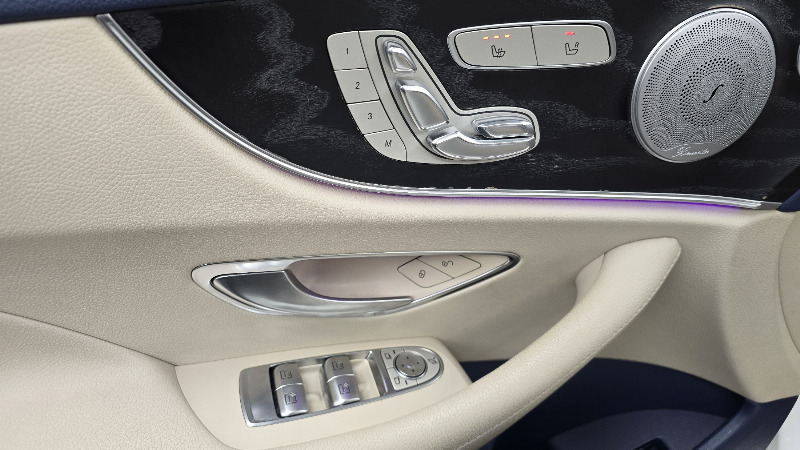 car Mercedes Benz E Class id16797 photo #19