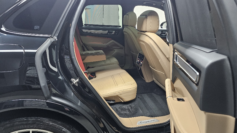 car Porsche Cayenne id16849 photo #12