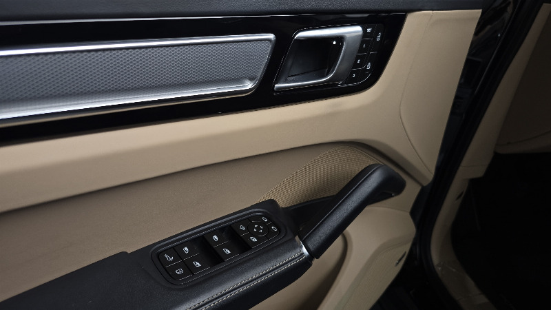 car Porsche Cayenne id16852 photo #24