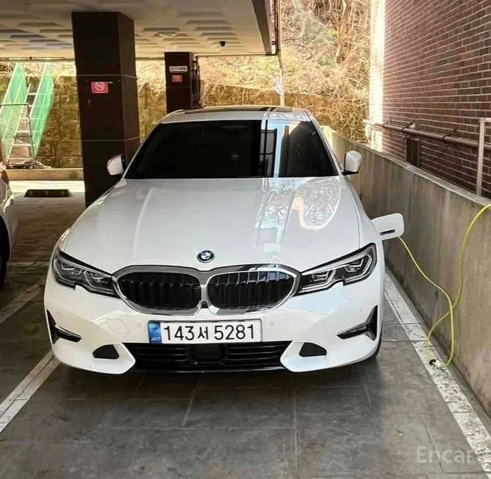 car BMW 3 Series id16909 main photo