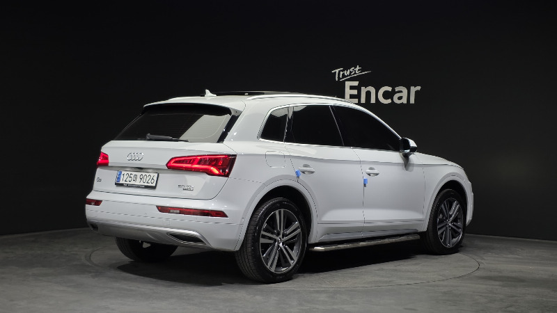 car Audi Q5 id16935 photo #2