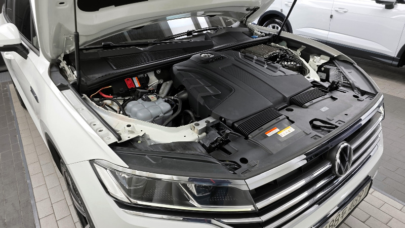 car Volkswagen Touareg id17077 photo #6