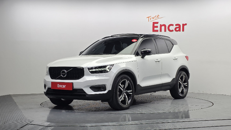 car Volvo XC40 id17103 main photo