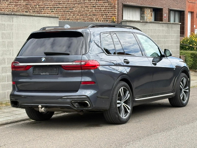 car BMW X7 id17140 photo #3