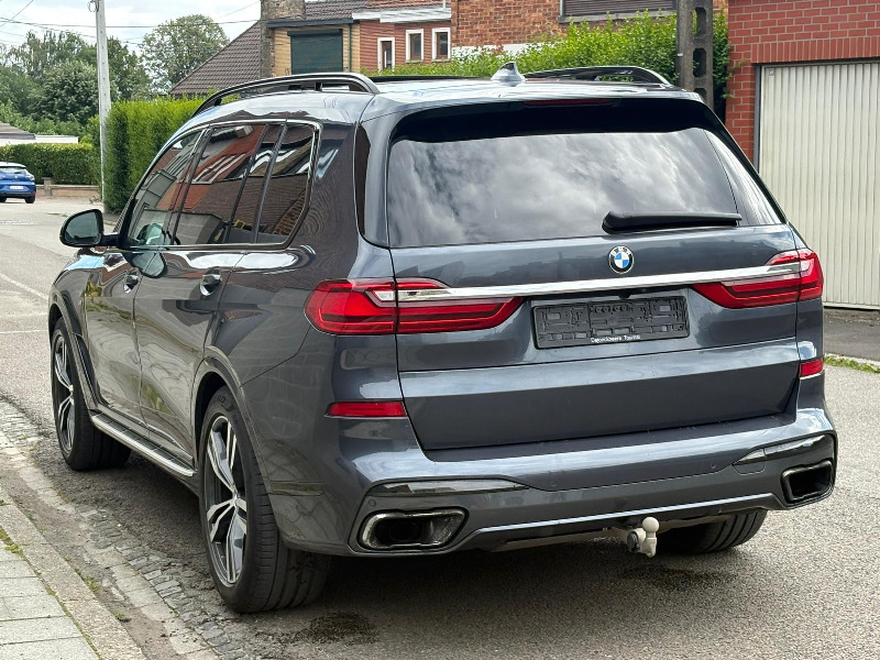 car BMW X7 id17140 photo #4