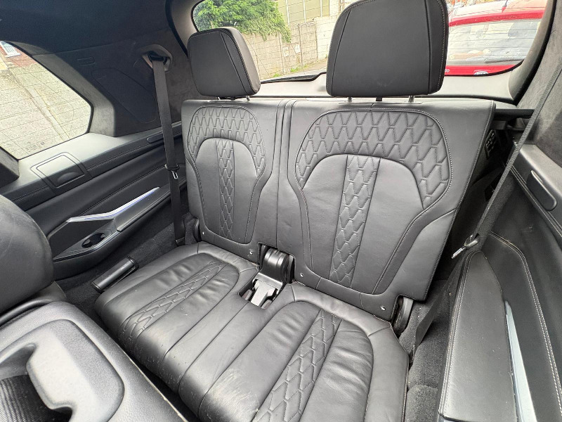 car BMW X7 id17140 photo #7