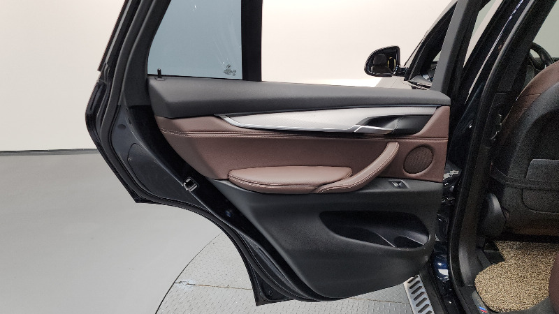 car BMW X5 id17285 photo #25