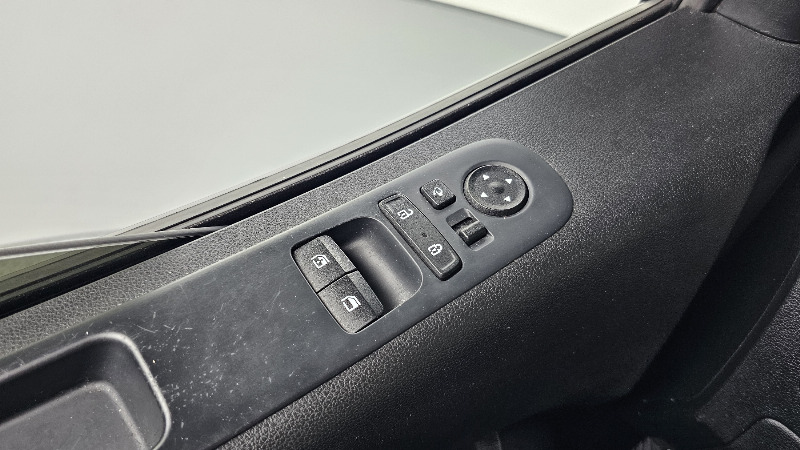 car Hyundai Staria id17332 photo #29