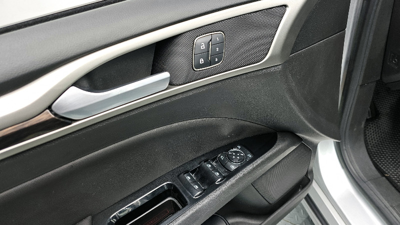 car Ford Fusion id17356 photo #19